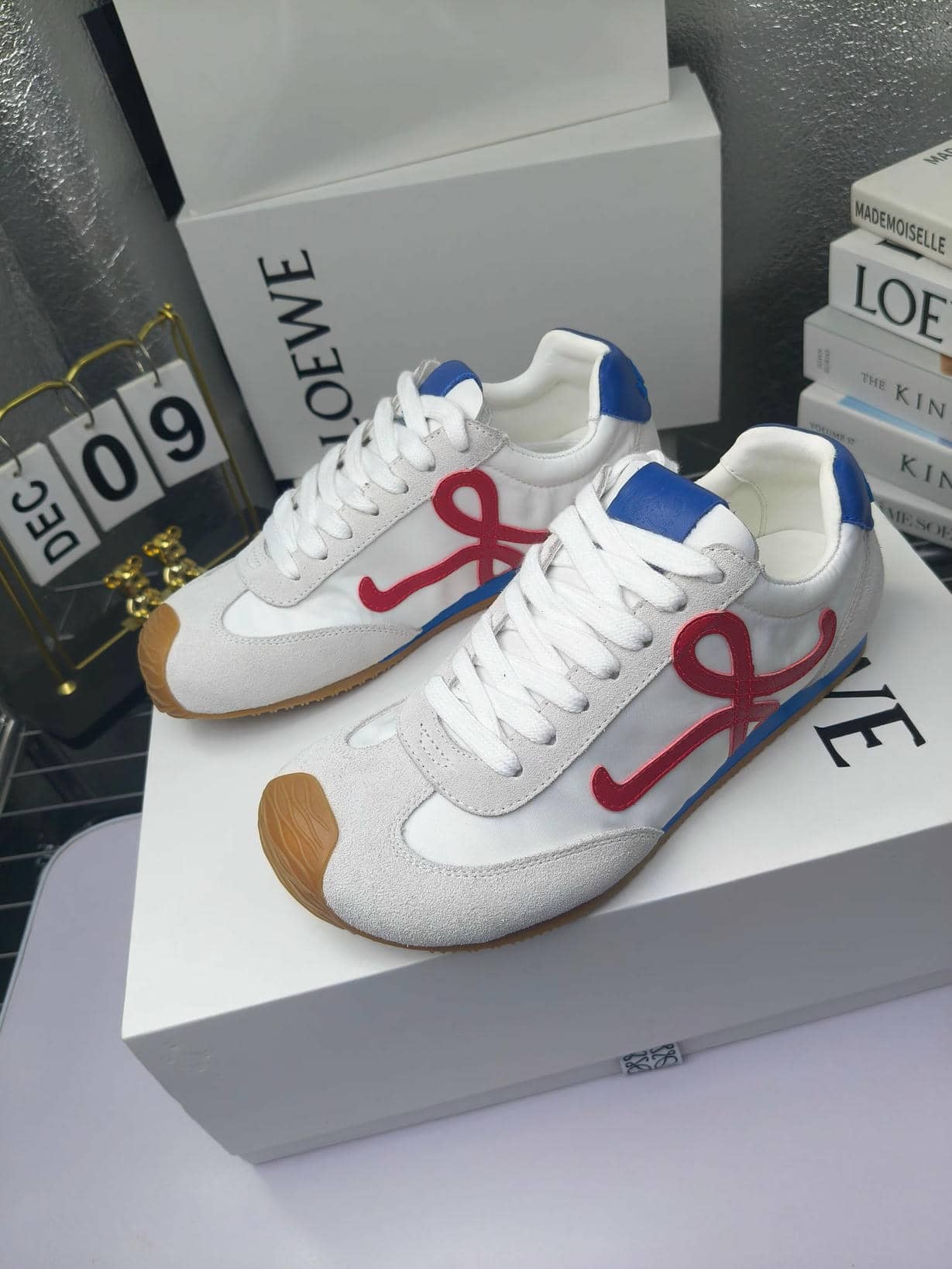 Loewe classic Sneaker 2-003